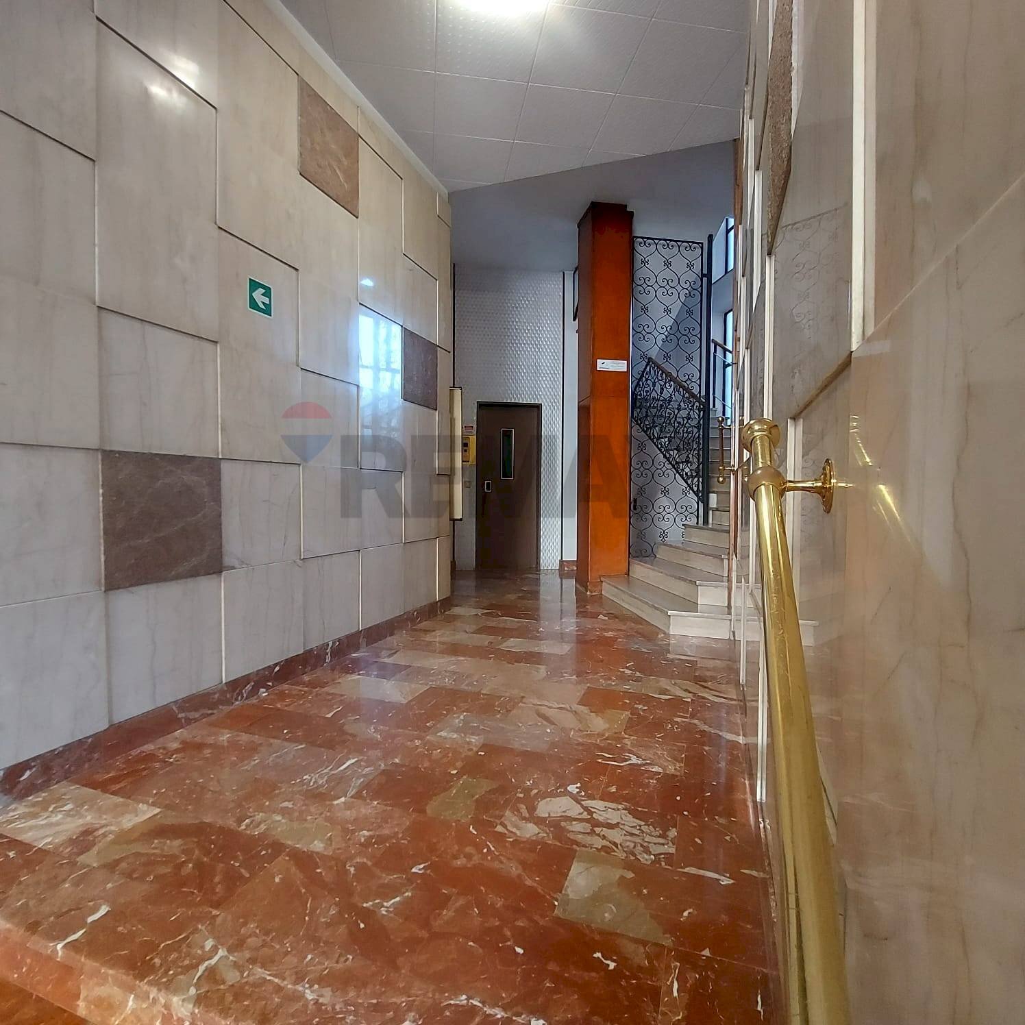 Ingresso stabile - Ufficio VIA PIAVE
 
12, Varese - foto 2