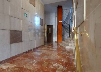 Ingresso stabile - Ufficio VIA PIAVE
 
12, Varese - foto 2