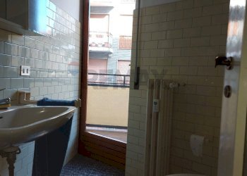 Bagno - Ufficio VIA PIAVE
 
12, Varese - foto 16