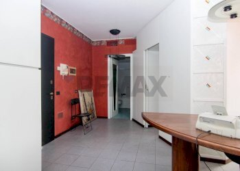 Hall / corridoio - Ufficio piazza venti settembre
 
1, Varese - foto 6