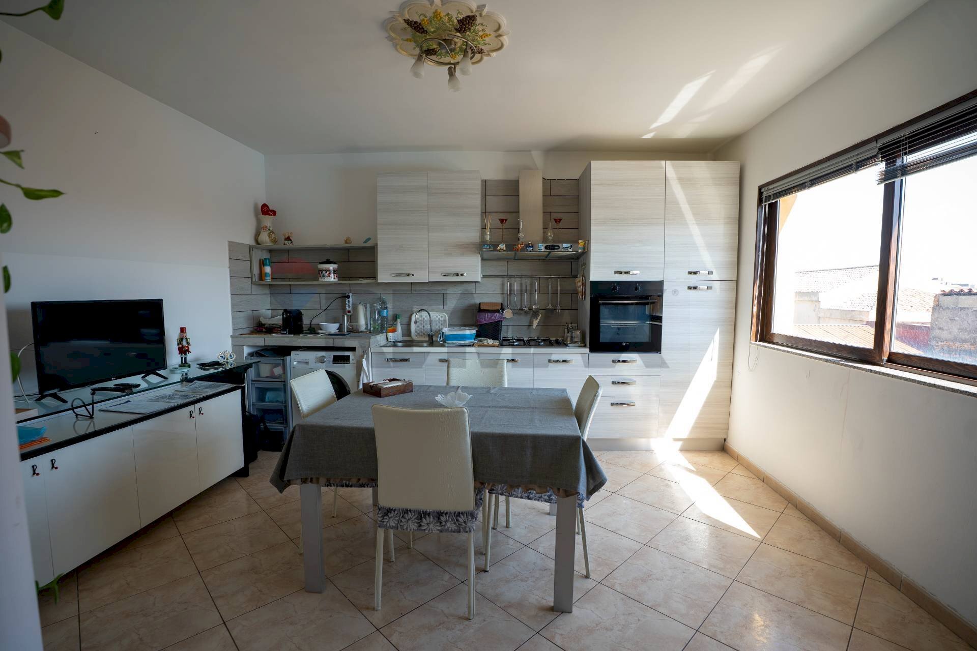 Cucina - Four-room apartment Via Pescitello
 
6, Catania - photo 2