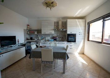 Cucina - Four-room apartment Via Pescitello
 
6, Catania - photo 2