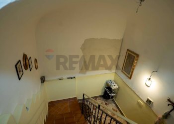 Scale - Four-room apartment Via Pescitello
 
6, Catania - photo 20