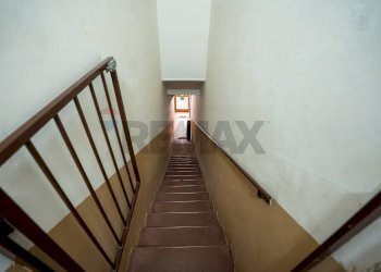 Scale - Four-room apartment Via Pescitello
 
6, Catania - photo 24
