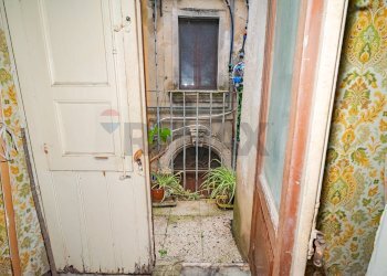 Hall / corridoio - Casa indipendente Via Cona
 
8, Caltagirone - foto 13