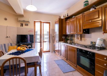 Cucina - Trilocale Via Taro
 
43, Acireale - foto 5