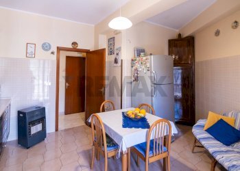 Cucina - Trilocale Via Taro
 
43, Acireale - foto 6