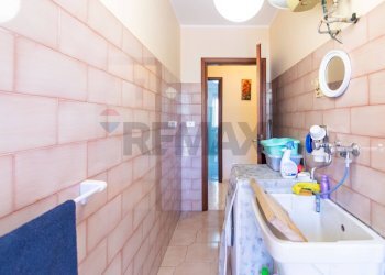 Bagno - Trilocale Via Taro
 
43, Acireale - foto 10