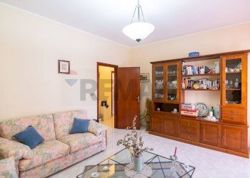 Soggiorno - Trilocale Via Taro
 
43, Acireale - foto 20