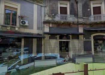 Edificio all\'aperto - Locale Commerciale Piazza Federico Di Svevia
 
45, Catania - foto 2