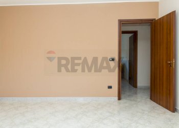 Stanza vuota - Quadrilocale Via Carico
 
23, Acireale - foto 21