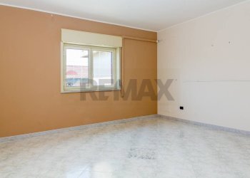 Stanza vuota - Quadrilocale Via Carico
 
23, Acireale - foto 24