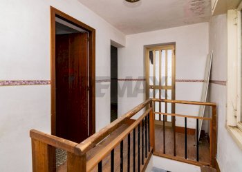 Scale - Villa Via Cosenza
 
Snc, Trecastagni - foto 33