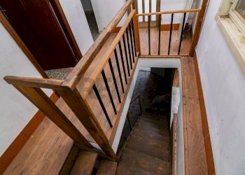 Scale - Villa Via Cosenza
 
Snc, Trecastagni - foto 34