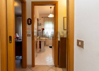 Hall / corridoio - Villa a Schiera Via Pizzo Maugeri
 
2, Valverde - foto 5