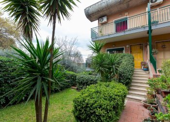 Giardino - Villa a Schiera Via Pizzo Maugeri
 
2, Valverde - foto 18