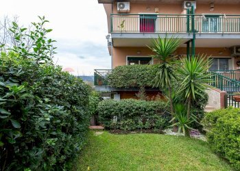 Giardino - Villa a Schiera Via Pizzo Maugeri
 
2, Valverde - foto 19