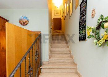 Scale - Villa a Schiera Via Pizzo Maugeri
 
2, Valverde - foto 28