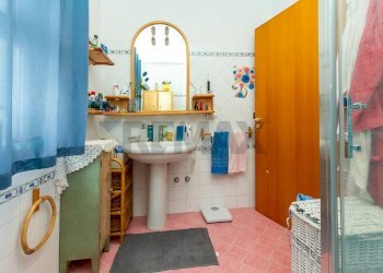 Bagno - Villa a Schiera Via Pizzo Maugeri
 
2, Valverde - foto 49