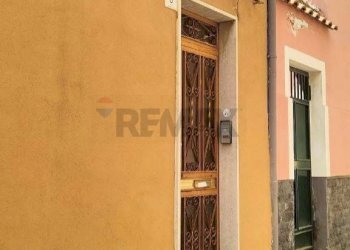 Edificio all\'aperto - Casa semi indipendente Via Giuseppe Arimondi
 
8, Riposto - foto 1