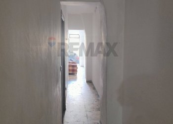 Hall / corridoio - Casa semi indipendente Via Libertà
 
57, Riposto - foto 6