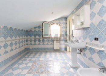 Bagno - Attico via giotto
 
18/20, San Gregorio di Catania - foto 9