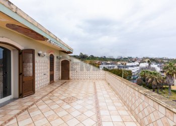 Terrazza - Attico via giotto
 
18/20, San Gregorio di Catania - foto 13