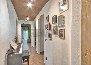 Hall / corridoio - Villa Terranuova Bracciolini - foto 21