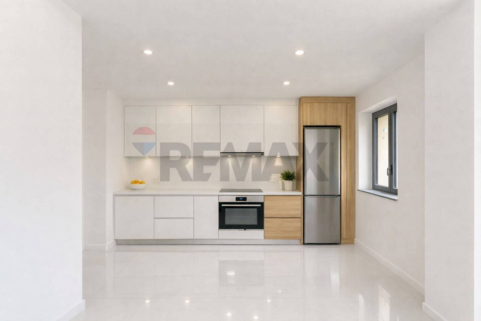 foto realizzata con IA - Villa via giacomo matteotti
 
51, Aci Sant'Antonio - foto 3