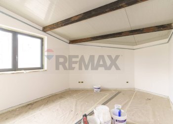 Stanza vuota - Villa via giacomo matteotti
 
51, Aci Sant'Antonio - foto 23