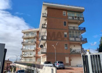 Edificio all\'aperto - Appartamento Via Nuovaluce
 
50, Tremestieri Etneo - foto 2