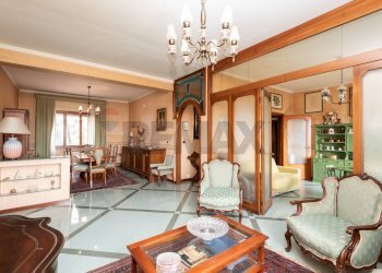 Sala da pranzo - Appartamento Via Nuovaluce
 
50, Tremestieri Etneo - foto 7