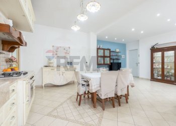 open space - Trilocale VIA DEL BOSCO
 
308, Catania - foto 2