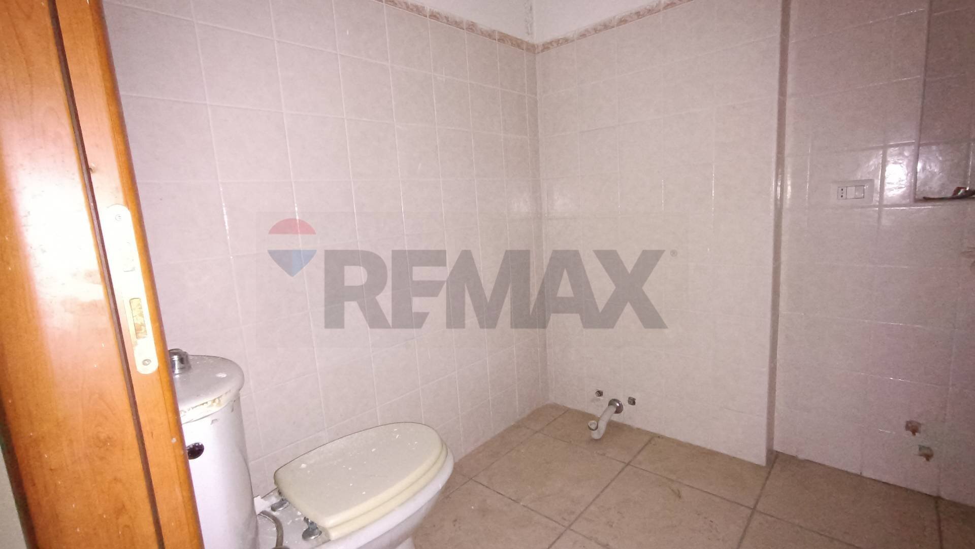 Bagno - Locale Commerciale Corso Sicilia
 
73, Enna - foto 3