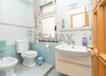 Secondo Bagno - Appartamento Via Fratelli Cairoli
 
31, Misterbianco - foto 22