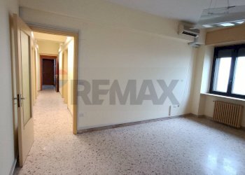 Stanza vuota - Ufficio Corso Sicilia
 
73, Enna - foto 1