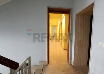 Hall / corridoio - Ufficio Corso Sicilia
 
73, Enna - foto 3