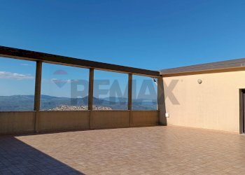 Terrazza - Stabile - Palazzo Corso Sicilia
 
73, Enna - foto 34