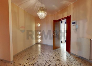 Stanza vuota - Four-room apartment via Giordano e Marando
 
3, Manfredonia - photo 3