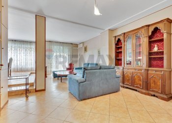 Soggiorno - Trilocale via Masotto
 
23, Milano - foto 2