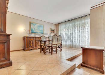 Sala da pranzo - Trilocale via Masotto
 
23, Milano - foto 6