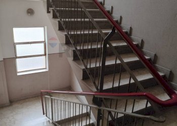 Scale - Appartamento Via Padova
 
75, Siracusa - foto 6