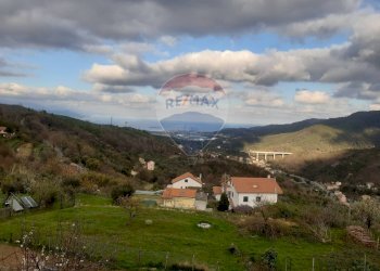 Vista delle montagne - Casa semi indipendente Vado Ligure - foto 2