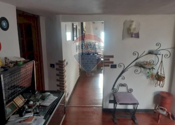 Hall / corridoio - Casa semi indipendente Vado Ligure - foto 16