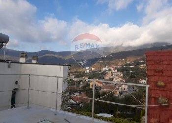 Edificio all\'aperto - Casa semi indipendente Vado Ligure - foto 27