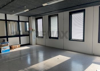 Stanza vuota - Capannone Via Boscalto
 
12G, Resana - foto 5