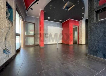 Stanza vuota - Locale Commerciale Via A. Colagrande
 
2/B, L'Aquila - foto 8