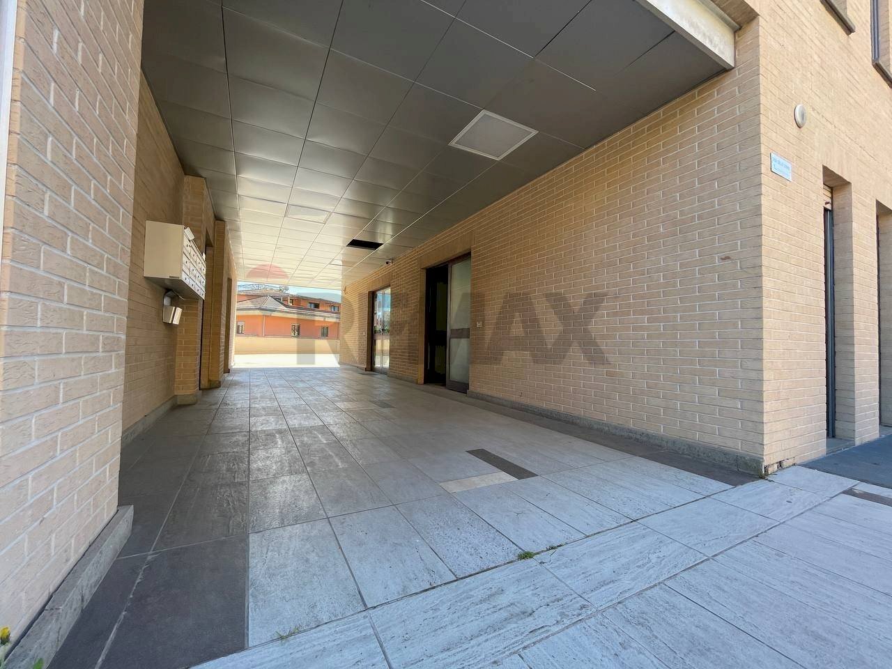 Terrazza - Locale Commerciale Via A. Colagrande
 
2/B, L'Aquila - foto 3