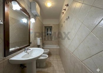 Bagno - Bilocale Napoli - foto 3