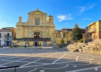 Edificio all\'aperto - Three-room apartment Piazza Nicola Amodio
 
15, Pollena Trocchia - photo 1